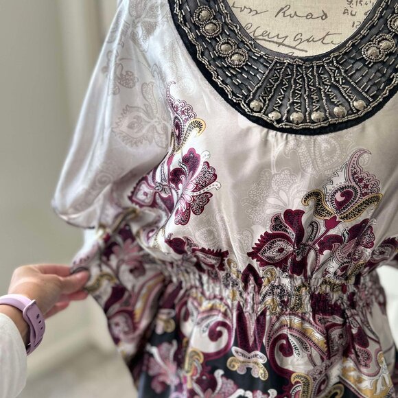 Satin Silver & Purple Paisley Batwing Sleeved Top with Beads & Gems for Accent - Picture 4 of 10